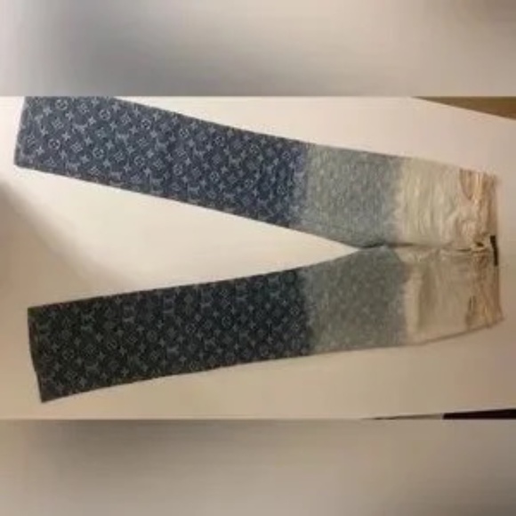 Louis Vuitton Jeans - Picture 5 of 13